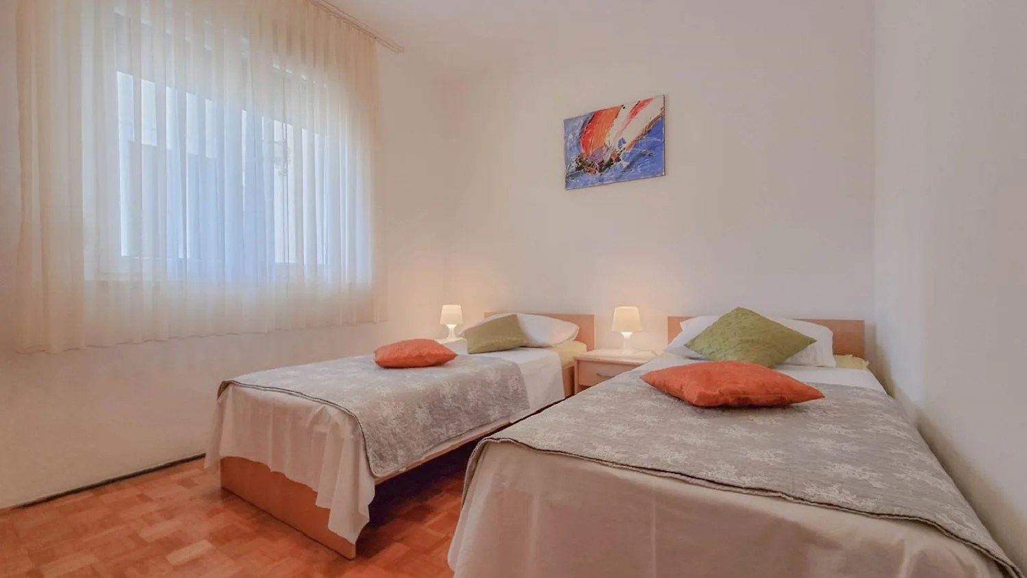 Bezauberndes Apartment Nur 250 Meter Zum Strand Mit Garten, Klima, Waschmaschine Umag